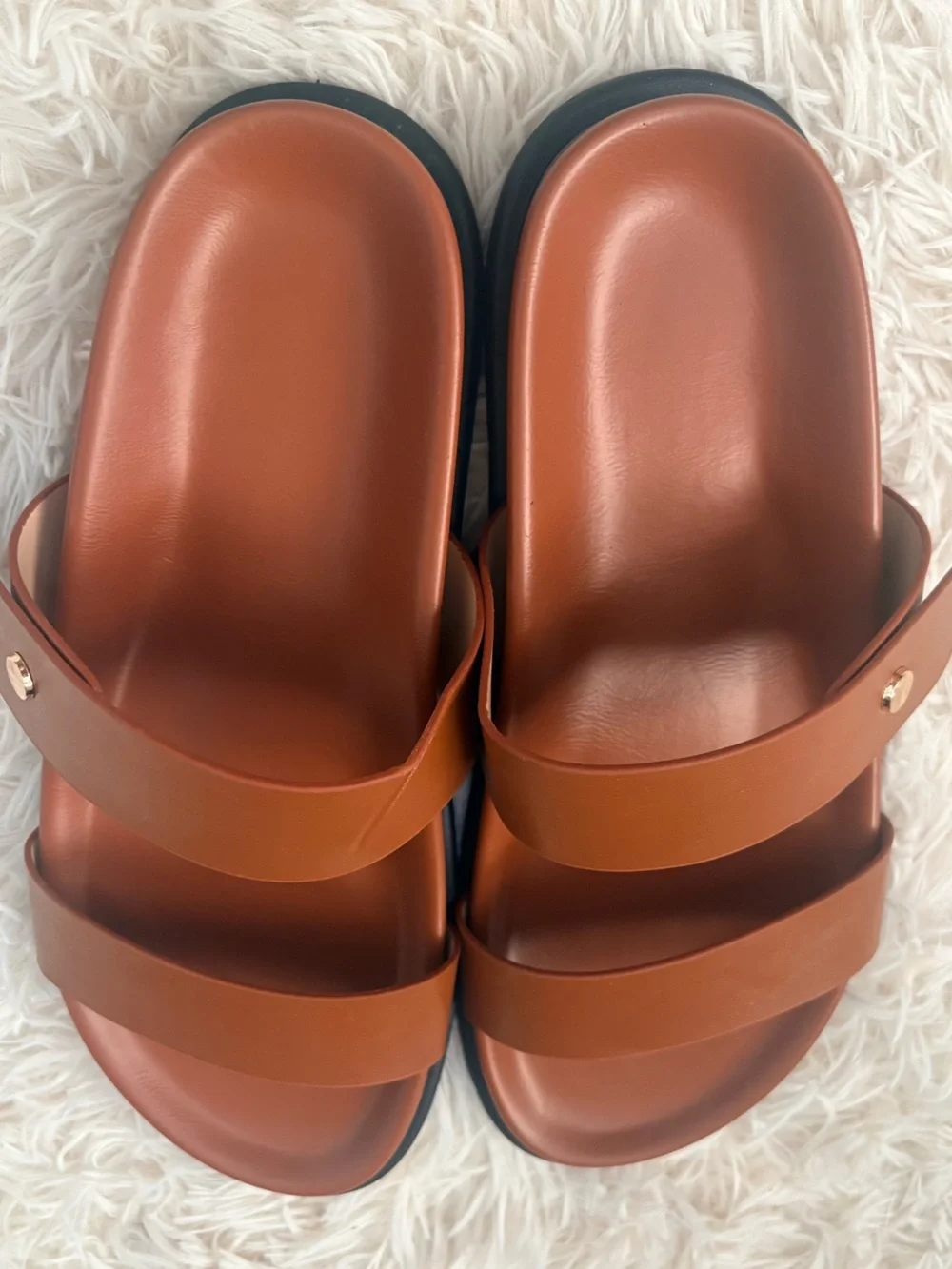 Solecia never worn